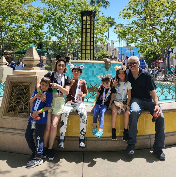 Check out my closet!!!❤️💁🏻🎉 - Picture 2 of 4